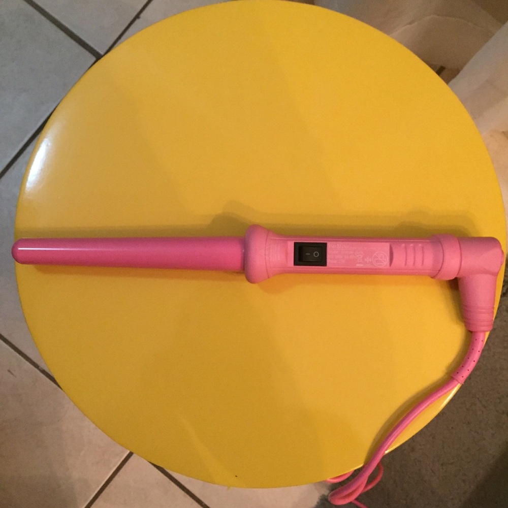 Tapered Curling Wand - HerStyler Grande Curls